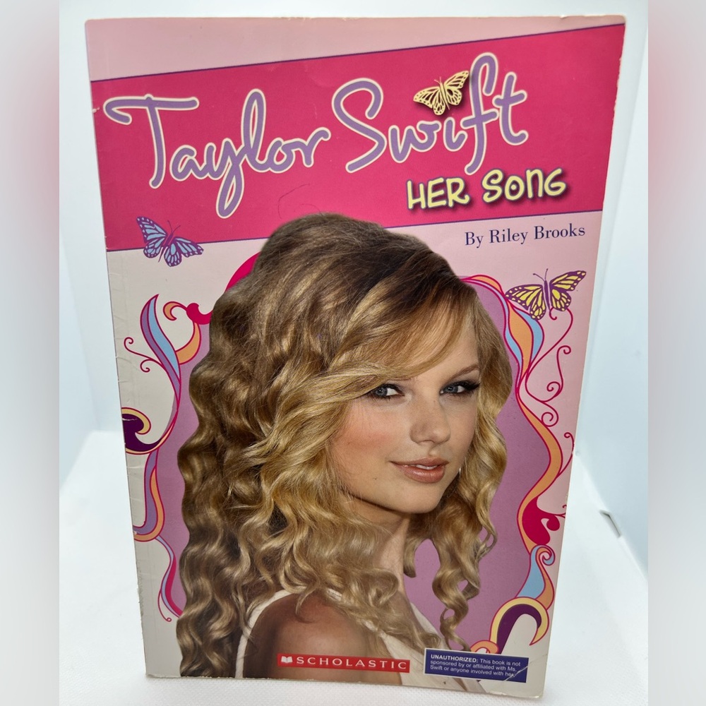 Taylor Swift: Her Song – Scholastic Biography